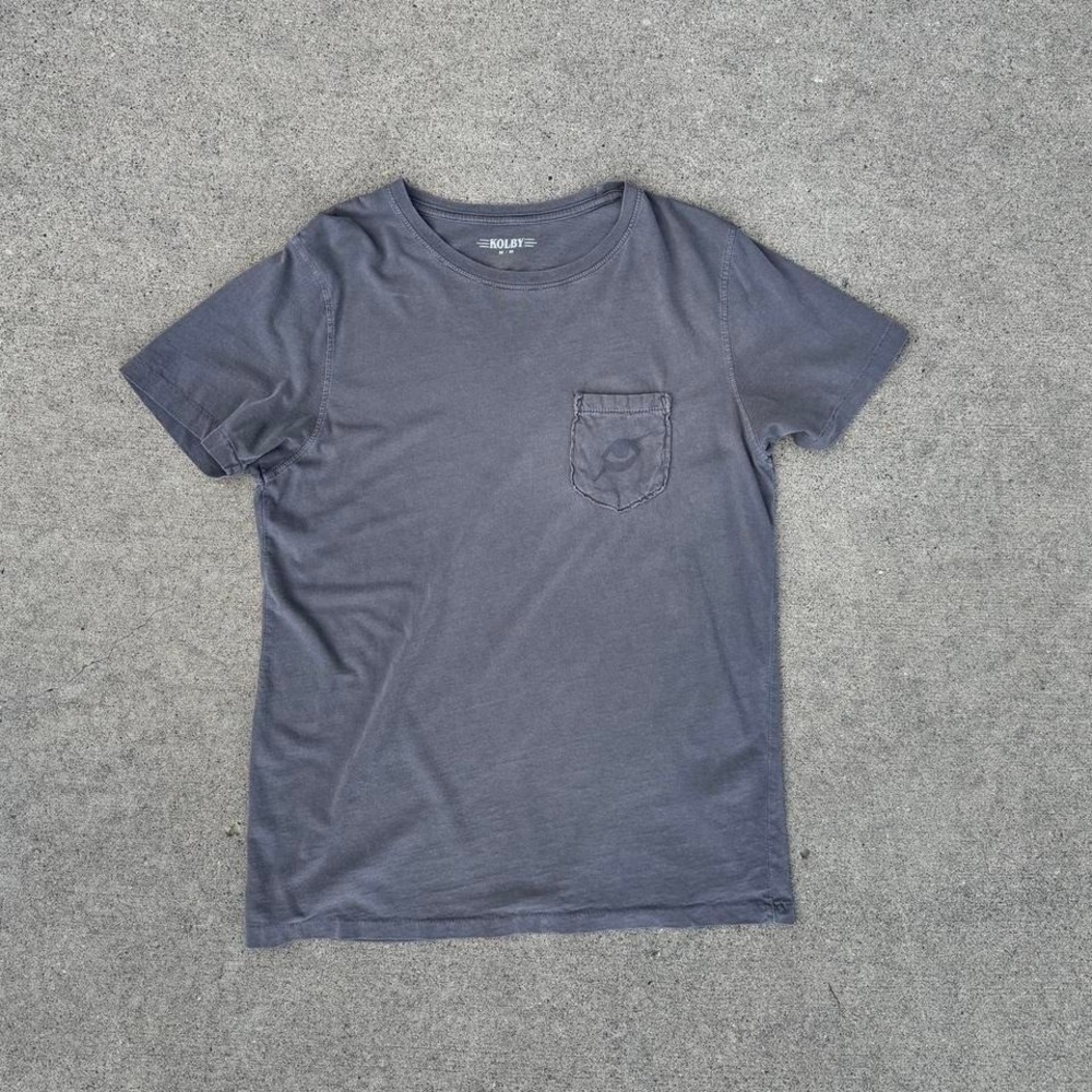 REWORKED‎ KOLBY "STABLE-EYES" SINGLE STITCH POCKET TEE